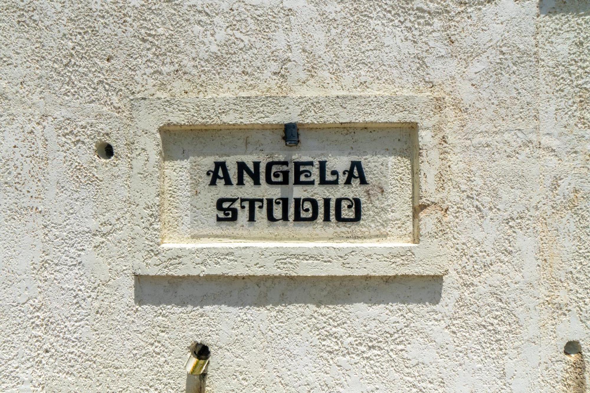 פאלאוקסטריצה Angela Studios מראה חיצוני תמונה